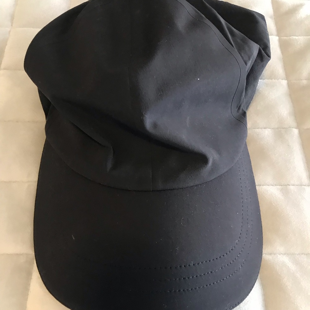 Lulu lemon hat